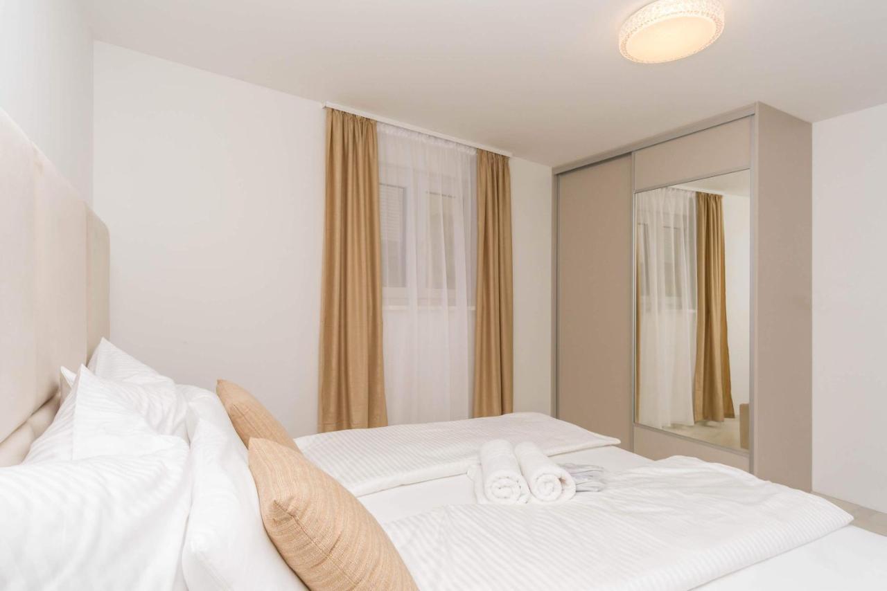 Apartmani Simi - The Sun Crikvenica Bagian luar foto