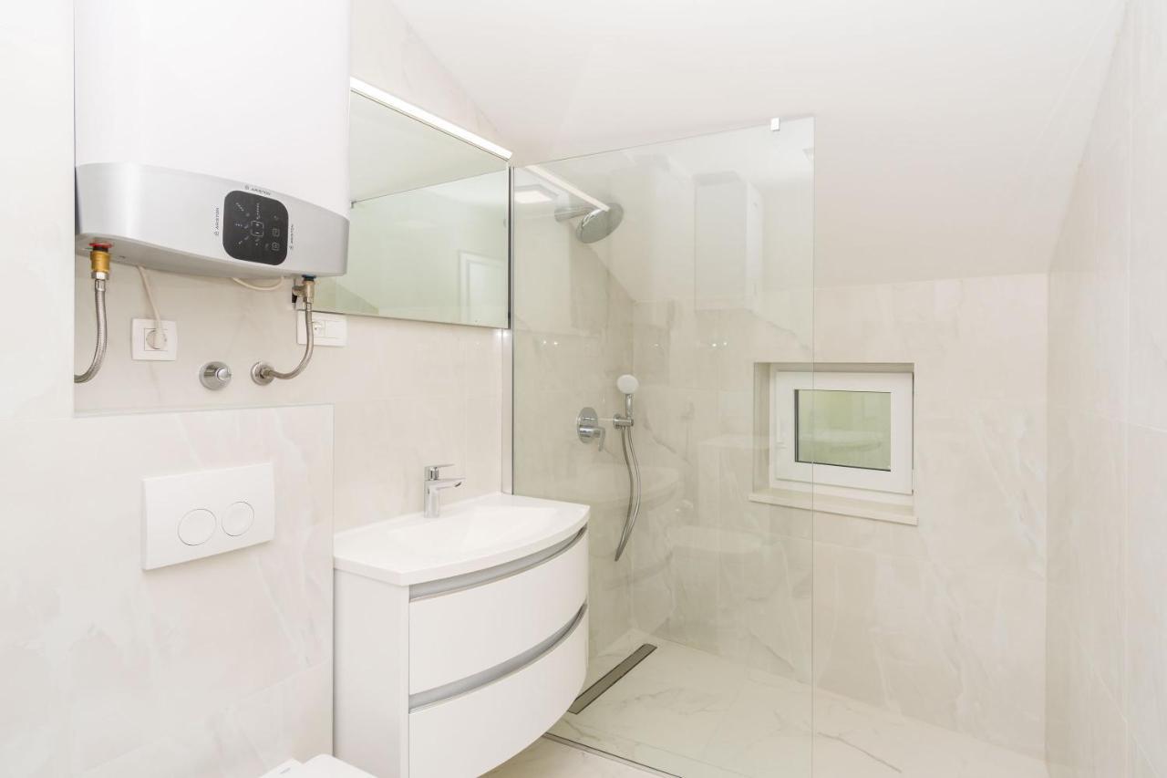 Apartmani Simi - The Sun Crikvenica Bagian luar foto