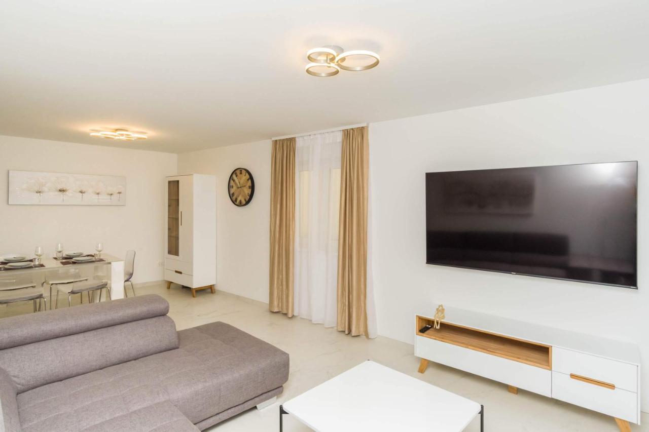 Apartmani Simi - The Sun Crikvenica Bagian luar foto